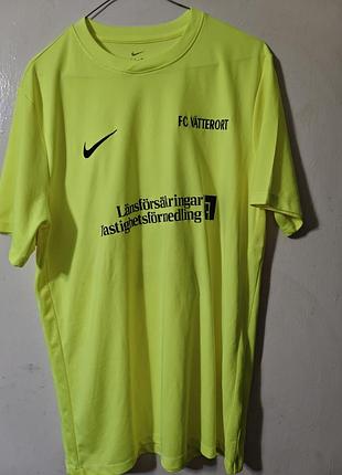Яркая футболка nike park vi (l) оригинал шведский фк fc vätterort игровая