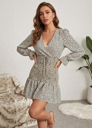 Платье s от prettylittlething