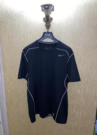 Футболка nike pro