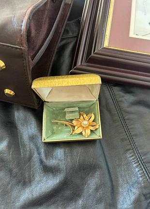 Вінтажні брошки