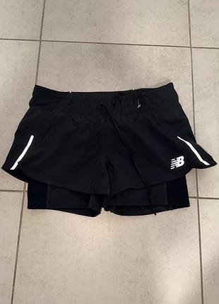 Шорти new balance