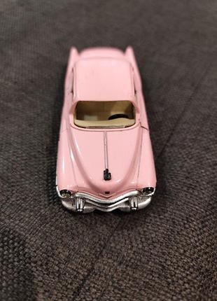 Коллекционная металлическая машинка cadillac series 62