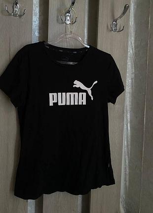 Чорна футболка puma,зручна,підійде для повсякденного носіння