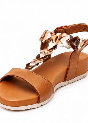 Женские кожаные сандалии немецкого бренда tamaris в цветном исполнении cognak/rose metallic. 
размер 41
