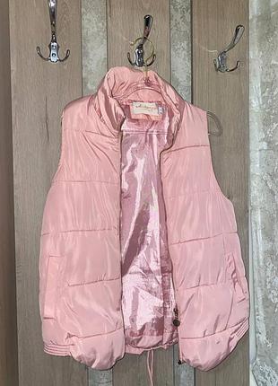 Продам чудову розову жилетку