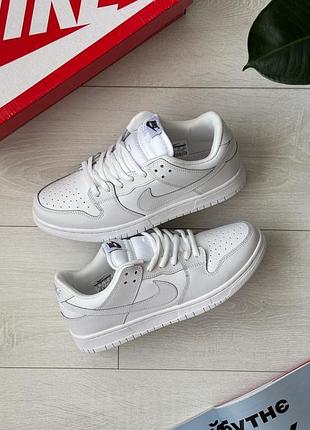 Nike dunk low "triple white" 5