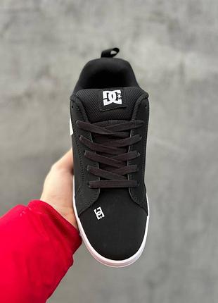 Dc court graffik black/white 8