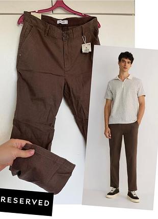 Коричневі легкі штани з льону slim fit у фасоні чінос