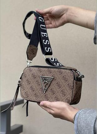 Женская сумка guess v426 прямоугольная кросс-боди бежевая
