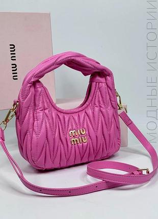 Женская сумка багет miu miu 18121 розовая