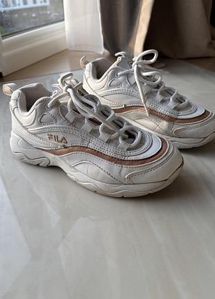 Fila оригінал кросівки 37,5 мега зручні , 23,5 см устілка