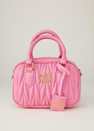 Женская сумка кросс-боди miu miu 18119 розовая