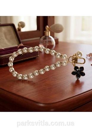 Брелок pearl necklace black flower 791414