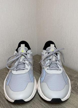 Кроссовки adidas futureflow 2
