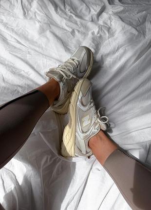 Кроссовки new balance 530 beige