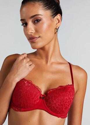 Бюстгальтер ущільнений класичний сток hunkemoller розпродаж 32f 70g