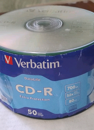 Новые чистые диски verbatim cd-r 700mb (упаковка 50 шт)
