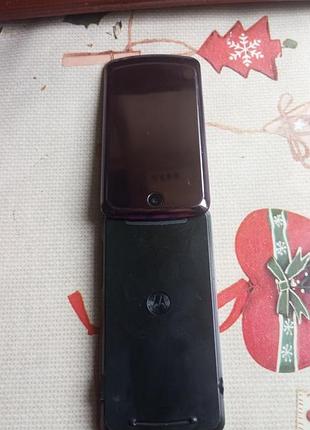 Продам телефон  motorola 5