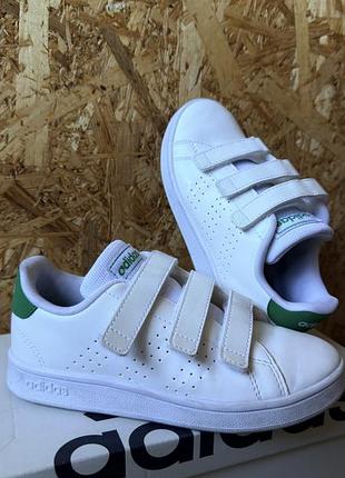Adidas кросівки дитячі