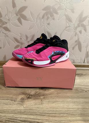 Кросівки баскетбольні air jordan luka 3 pink 43 р-р устілку 27,5 см