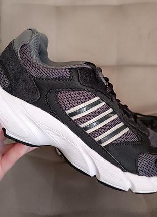 Кроссовки женские  adidas crazychaos 2000 серые.