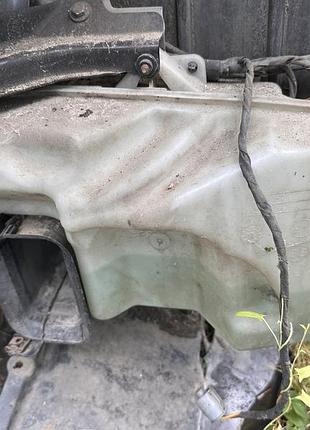 Бачок омивателя омивача лобового стекла bmw e60/e61