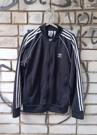 Adidas олімпійка