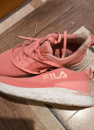 Кросівки жіночі fila