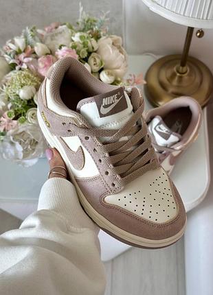 Жіночі кросівки nike dunk sail beige