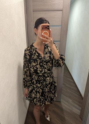 Сукня жіноча