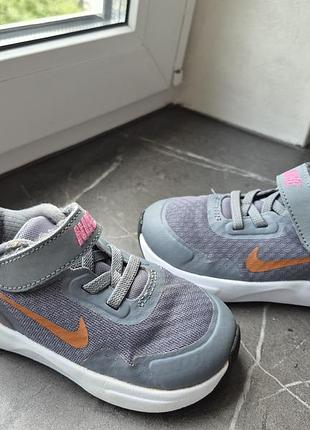 Кроссовки nike