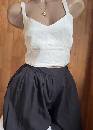 Широкі брюки  від  бренду zara