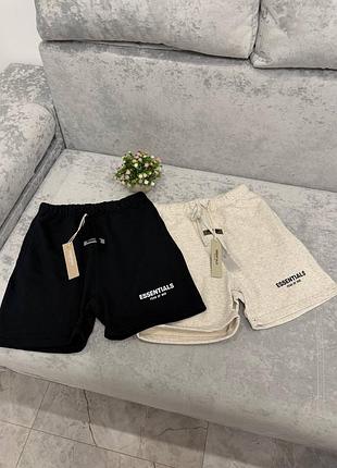 Шорти essentials