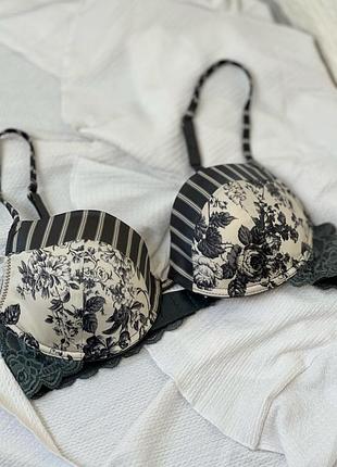 Новий квітковий бюстгальтер intimissimi, колекція bellissima eu-80b