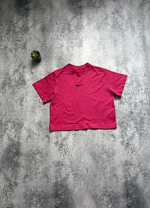 Жіноча футболка nike