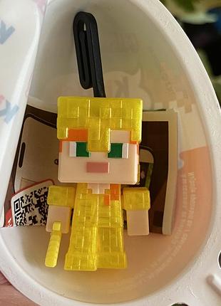 Іграшка-кіндер kinder joy minecraft / кіндер джой майнкрафт - алекс у золотій броні