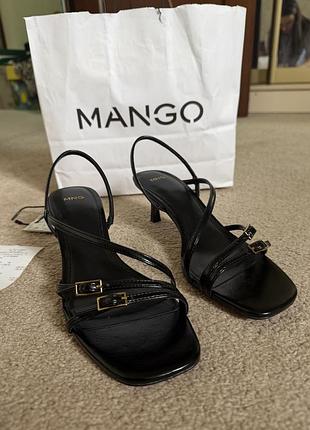 Босоніжки mango 38