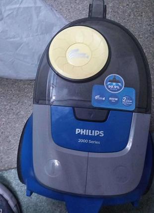 Пылесос б/у philips xb2125/09