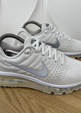 Оригінальні кросівки nike air max