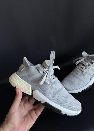 Adidas boost легкі кросівки унісекс р. 40 26см
