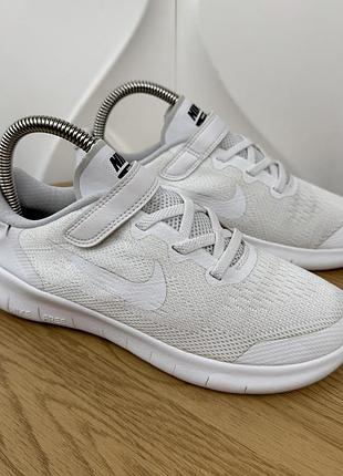 Оригінальні дитячі кросівки nike