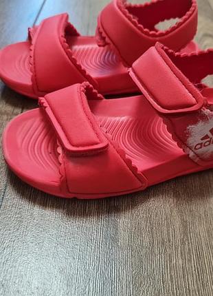Босоніжки adidas