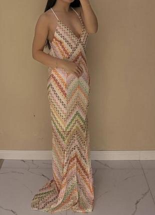 Сукня в пол шикарна на тонких бретелях missoni