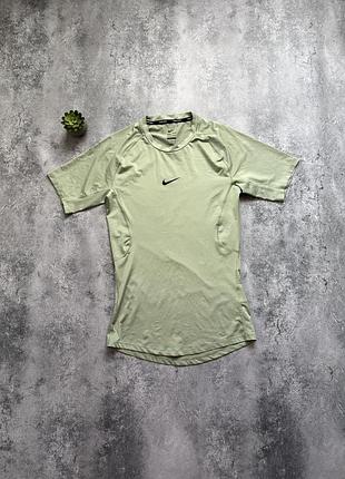 Чоловіча термо футболка nike pro