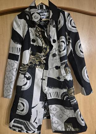Пальто тренч desigual печворк