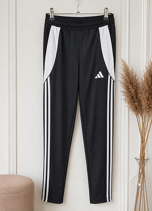Влагоотводящие спортивные штаны джоггеры adidas tiro 24 training suit