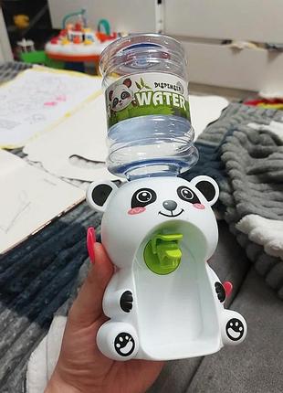 Детский диспенсер для воды панда. детский кулер для воды со стаканчиками. дозатор воды panda для детей