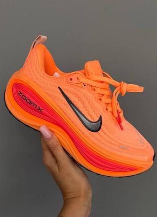 Nike zoom vomero 18
orange peach