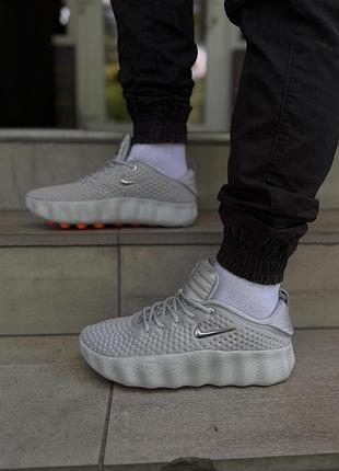 Nike mind 002 в сірому кольорі