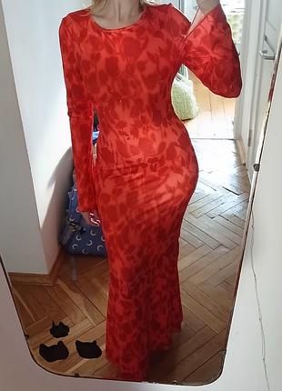 Длинное трикотажное платье